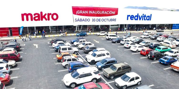 Inauguración de tiendas makro y redvital en Barquisimeto
